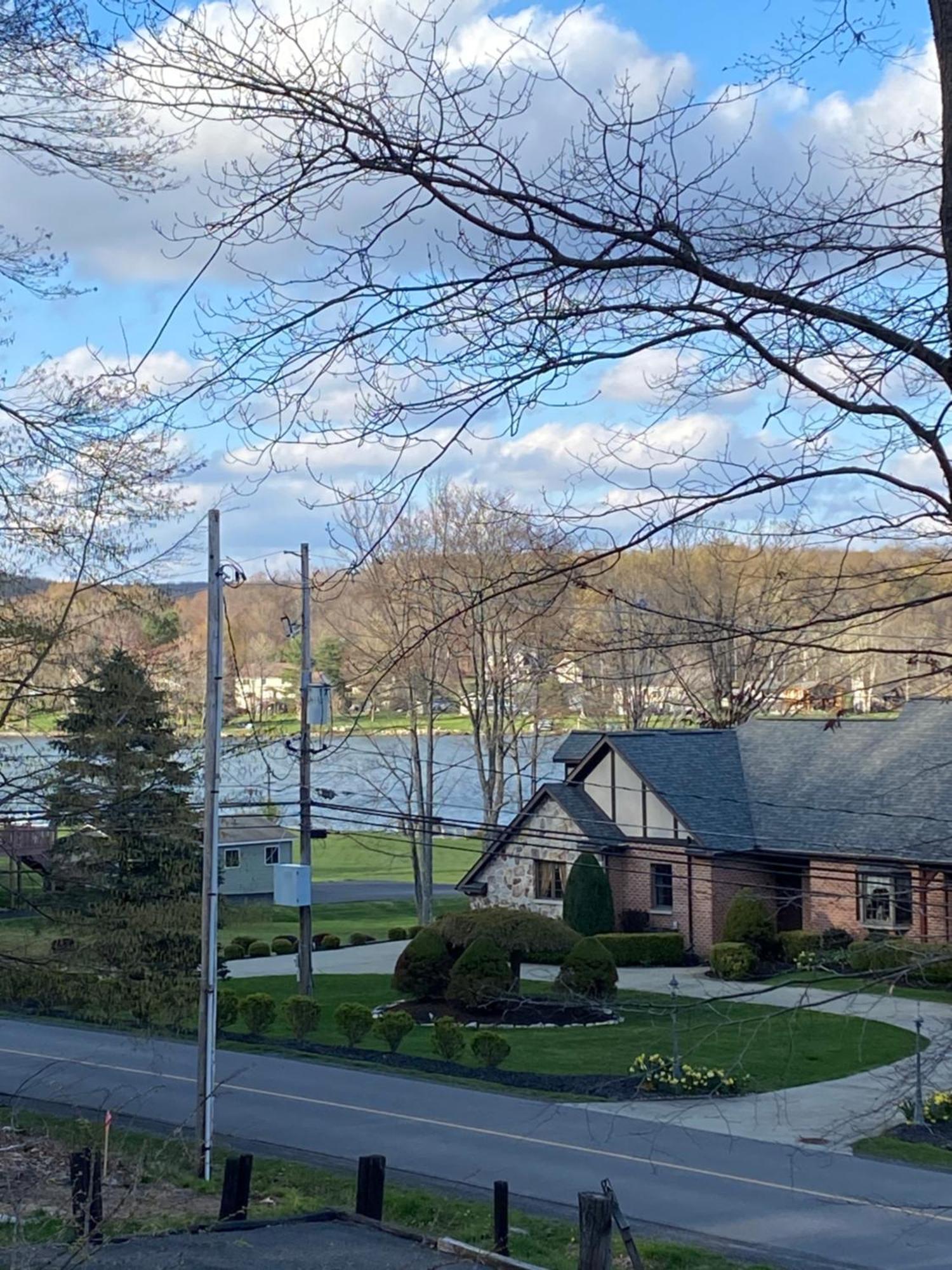 Cozy Within Walking Distance To The Holiday home DuBois
